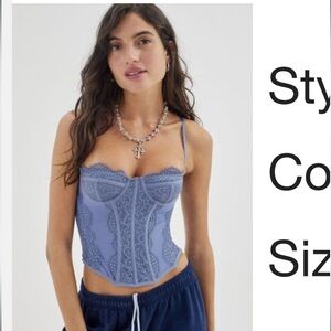 Basically new corset top worn once!! Size L! Urban outfitters